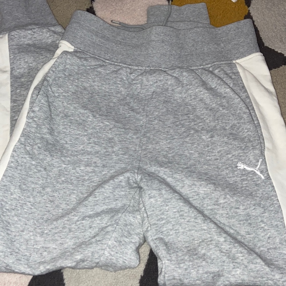 PUMA sweats